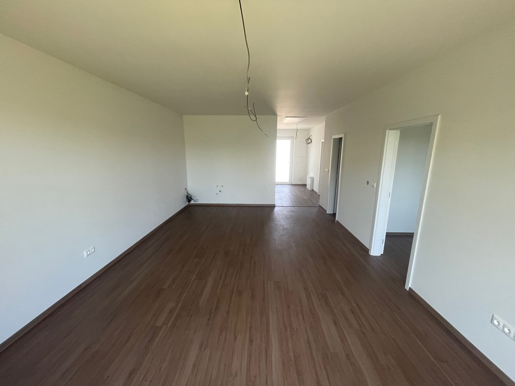 Predané: Na predaj Novostavba, Jakubov posledné 3 štvorizbové byty z dvoch trojdomov, úžitková 73,53m2, pozemok 211m2-54