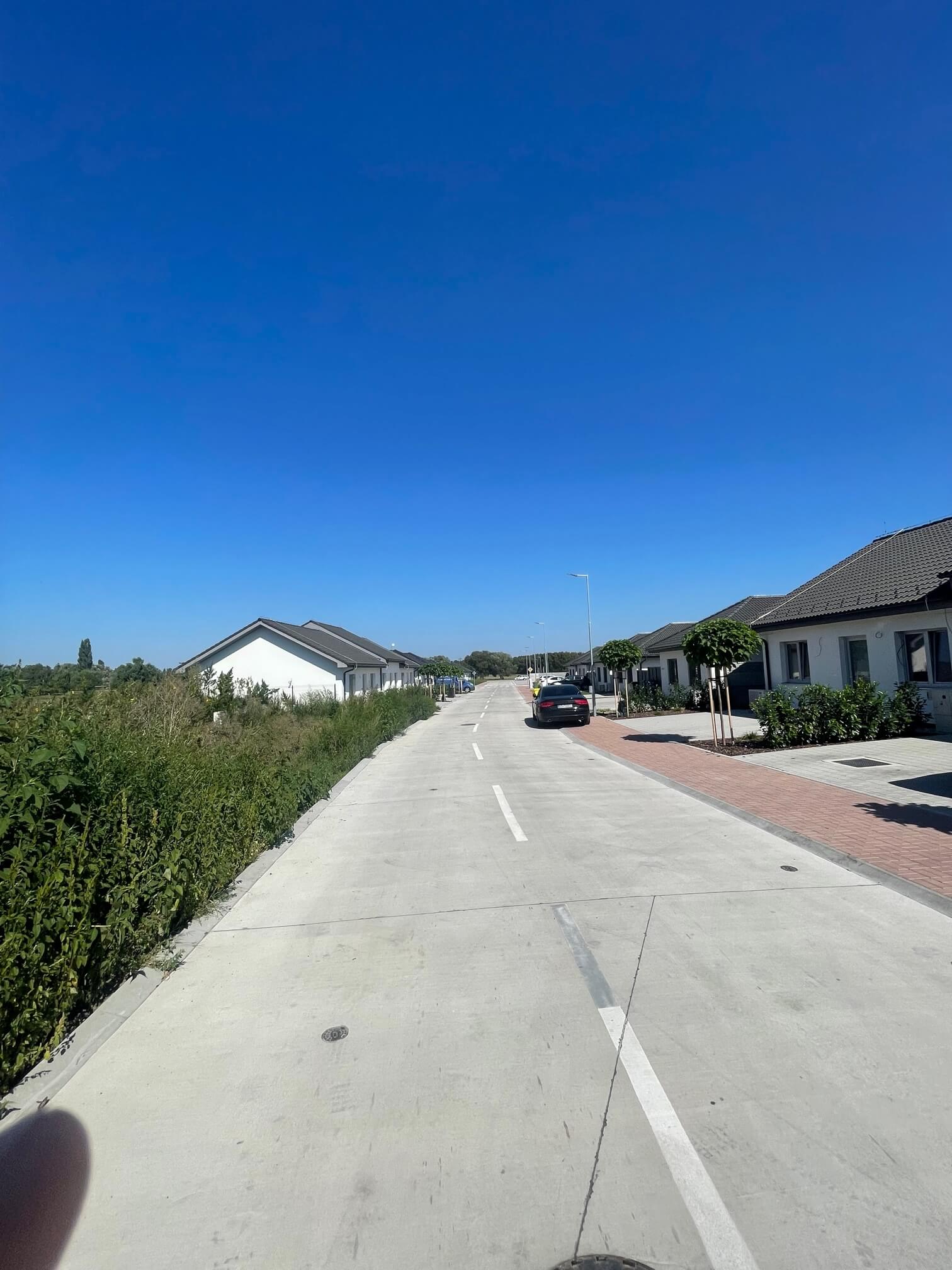 Predané: Na predaj Novostavba, Jakubov posledné 3 štvorizbové byty z dvoch trojdomov, úžitková 73,53m2, pozemok 211m2-52