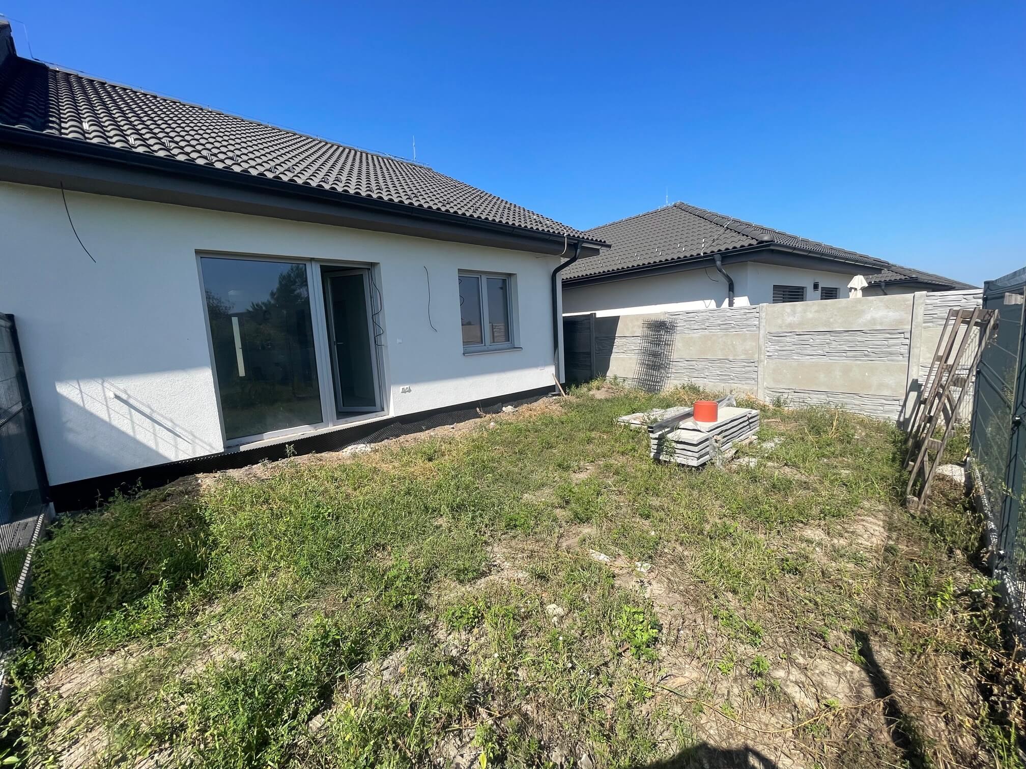 Predané: Na predaj Novostavba, Jakubov posledné 3 štvorizbové byty z dvoch trojdomov, úžitková 73,53m2, pozemok 211m2-31