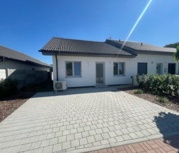Predané: Na predaj Novostavba, Jakubov posledné 3 štvorizbové byty z dvoch trojdomov, úžitková 73,53m2, pozemok 211m2-0