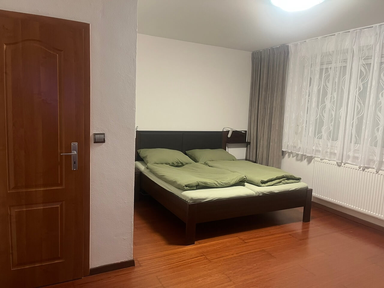 Prenajaté: 3 izbový byt, Vajnorská, úžitková plocha 113m2, plus loggia 8m2, balkón 6m2, pivnica, garáž, 2 parkovacie miesta vonku-14