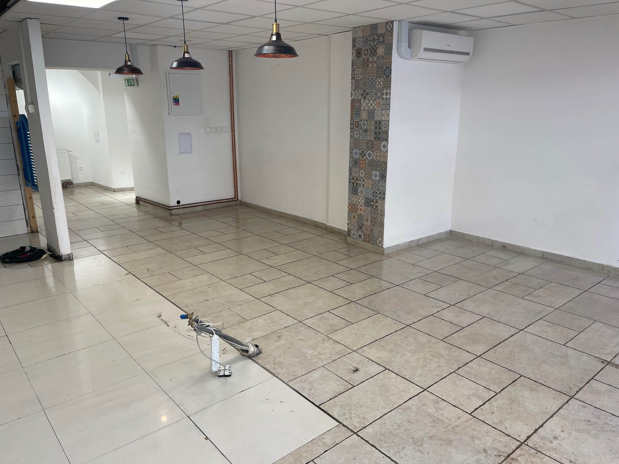 Prenajaté: Obchodný priestor na prenájom, 100m2, terasa 40m2, Centrum Obchodná-6