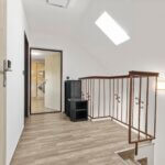 Veľký 9 izbový RD, 3 samostatné vstupy, úžitková 403m2, pozemok 666m2, Podunajské Biskupice-6