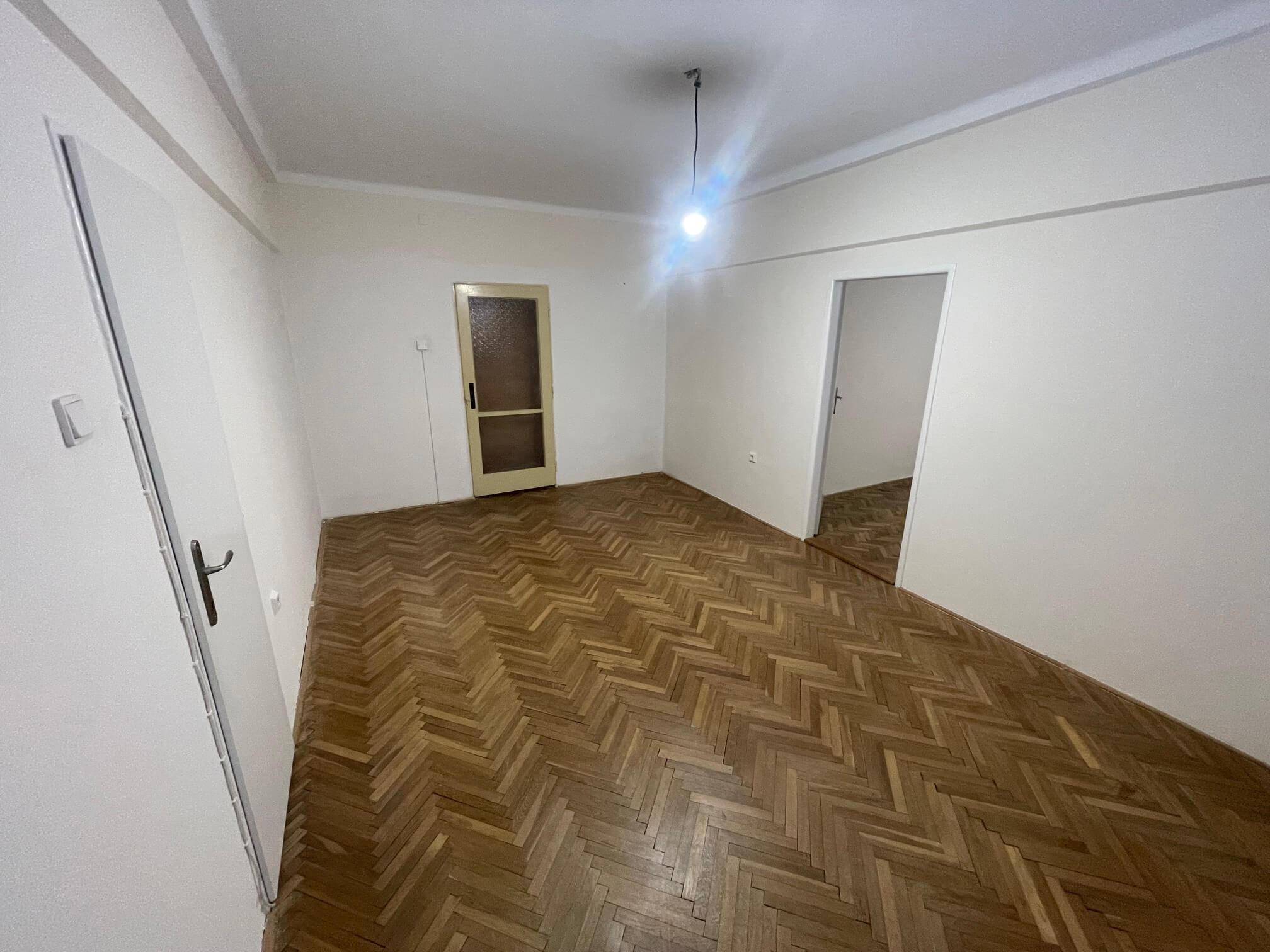 Predané: 3 izbový byt, úžitková plocha 79,52m2, čiastočne prerobený, Šuňavcova, Nové Mesto-7