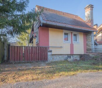 Predaj Chata, Jakubov-Štrkovňa, 50m od vody, úžitková 64,59m2+balkón 4,45m2, pozemok 283m2-0