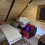 Chata v lese pri Modre, CHKO za Zochovou Chatou, 3 izby, dvojposchodova, úžitková 70m2-34