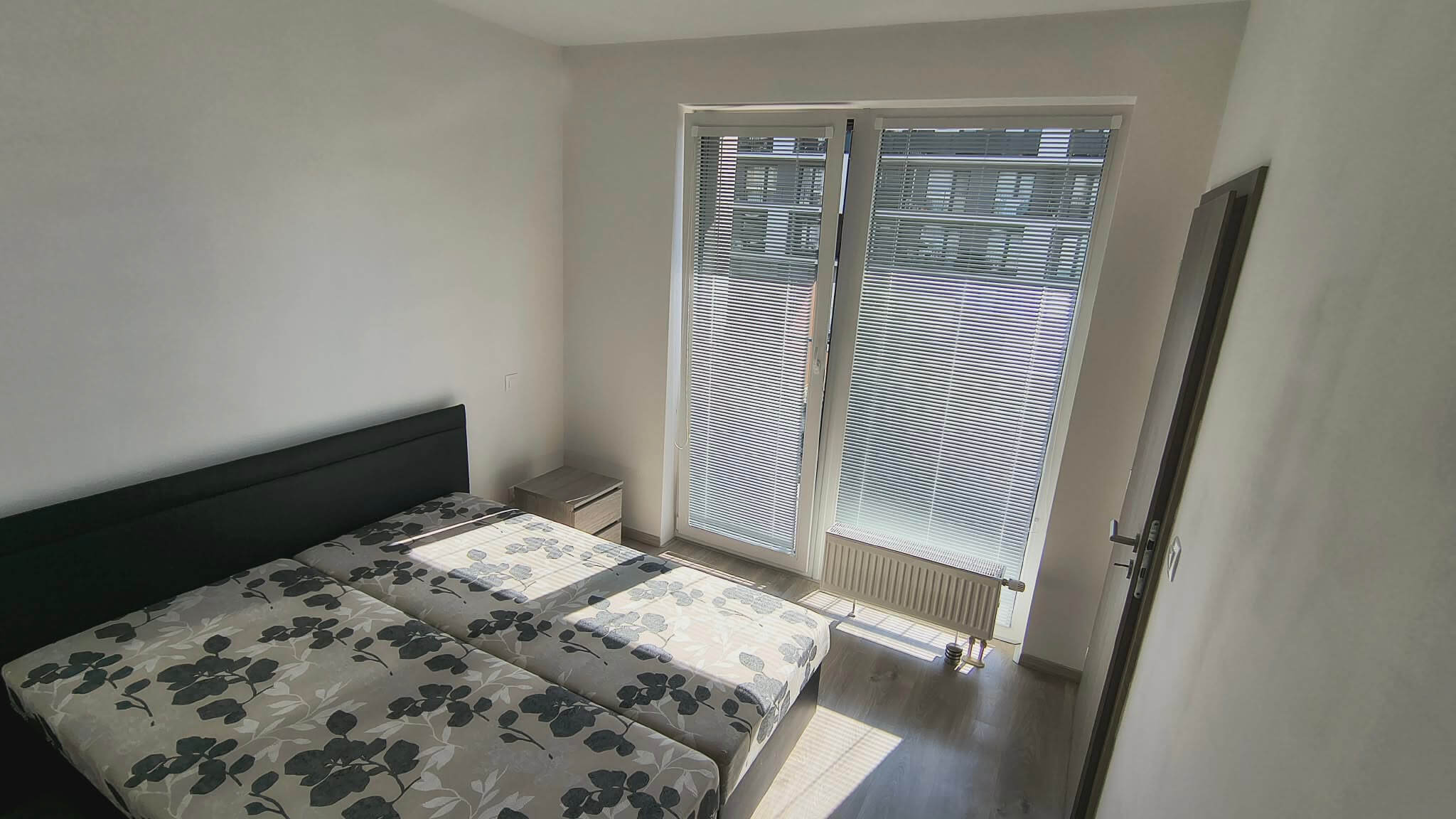 2 izbový byt, úžitková 39,26m2, balkón 6,93m2, Slnečnice, kompletne zariadený, klimatizácia-3