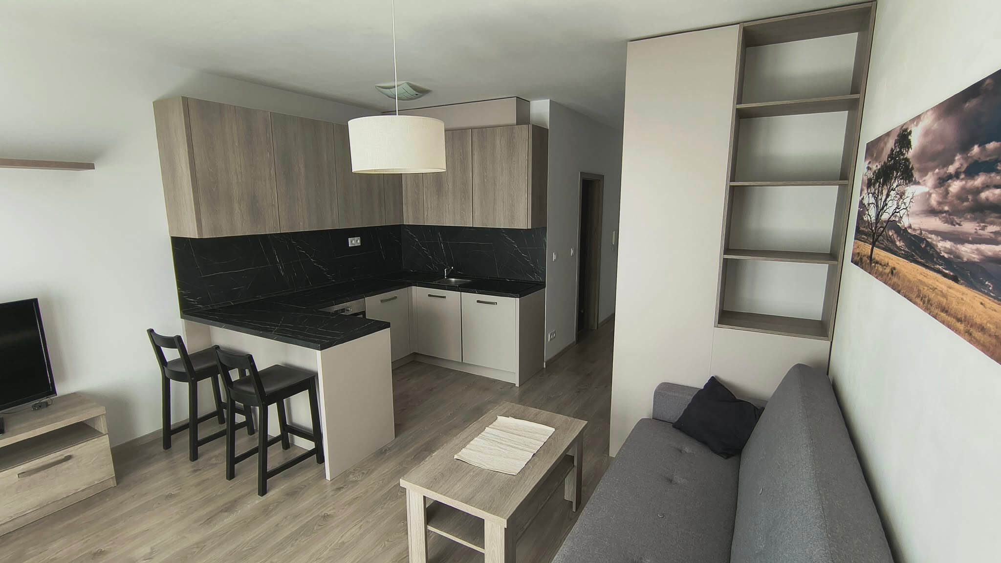 2 izbový byt, úžitková 39,26m2, balkón 6,93m2, Slnečnice, kompletne zariadený, klimatizácia-2