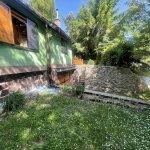 Chata v lese pri Modre, CHKO za Zochovou Chatou, 3 izby, dvojposchodova, úžitková 70m2-12