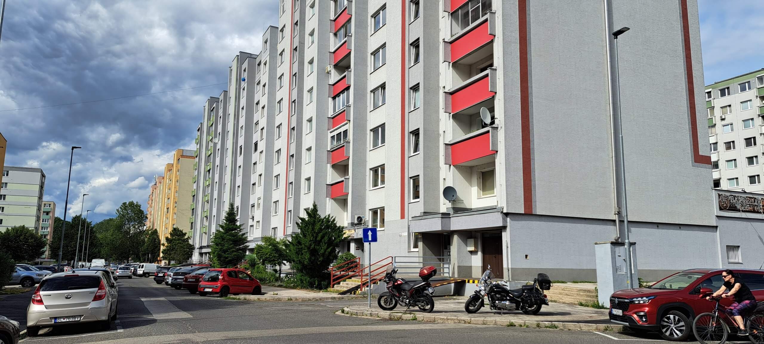 Prenajaté: Na prenájom 1 izbový byt, úžitková 40m2, Loggia 3m2, Rajecká ulica, Vrakuňa-0