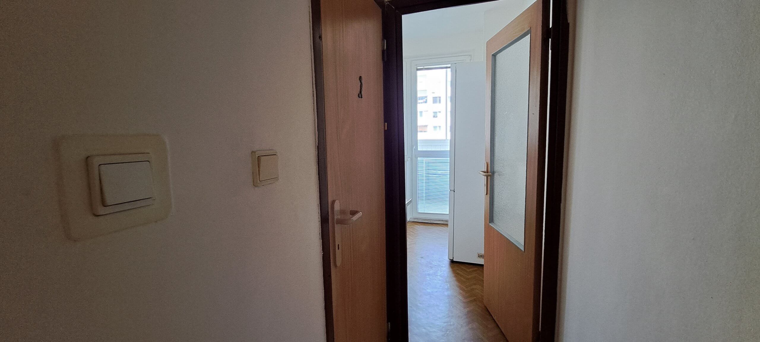 Prenajaté: Na prenájom 1 izbový byt, úžitková 40m2, Loggia 3m2, Rajecká ulica, Vrakuňa-5