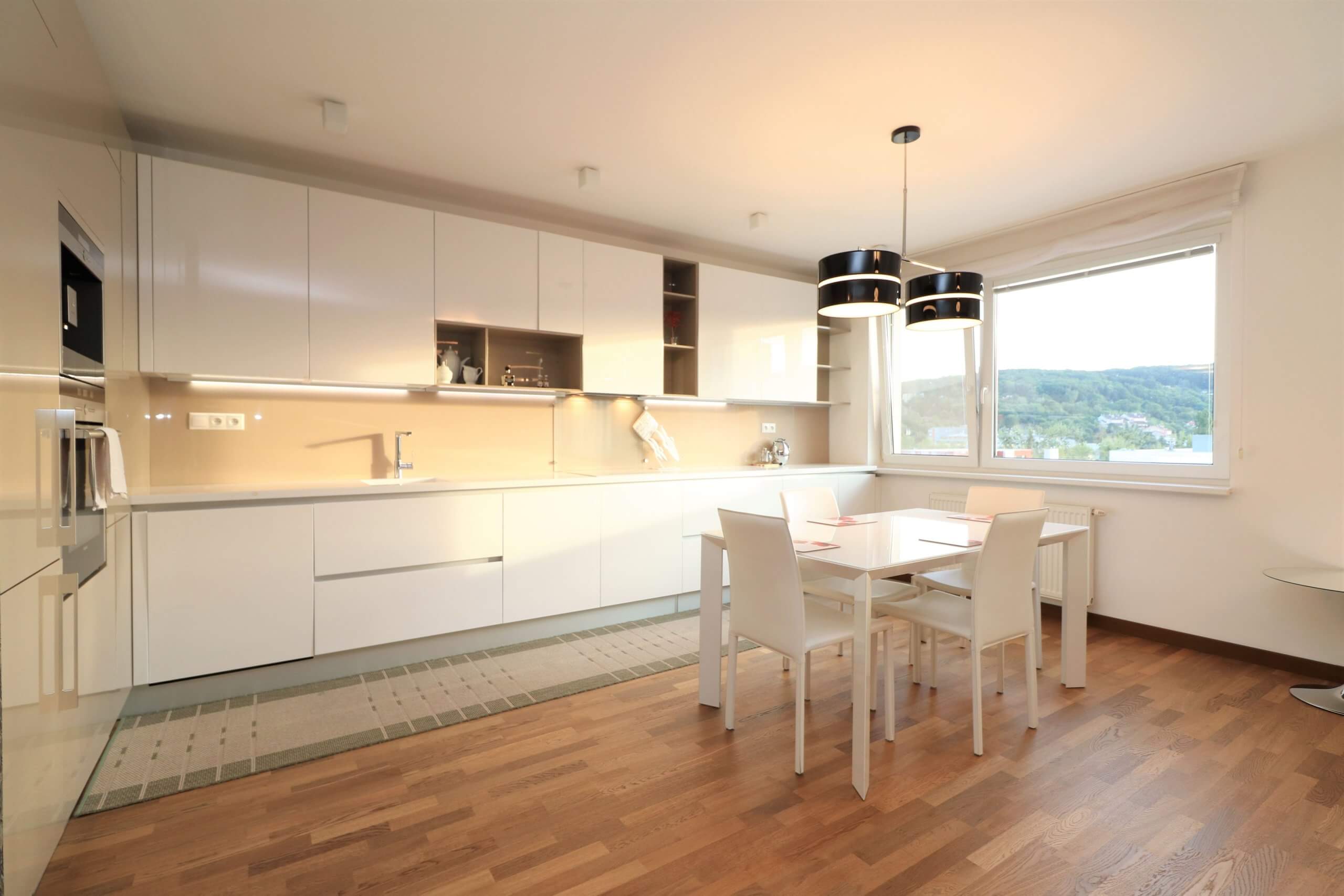 3-izbový byt  kompletne zariadený, 110m2, Saratovská, Bratislava – Dúbravka-18