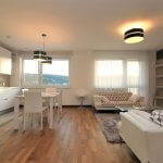 3-izbový byt  kompletne zariadený, 110m2, Saratovská, Bratislava – Dúbravka-1