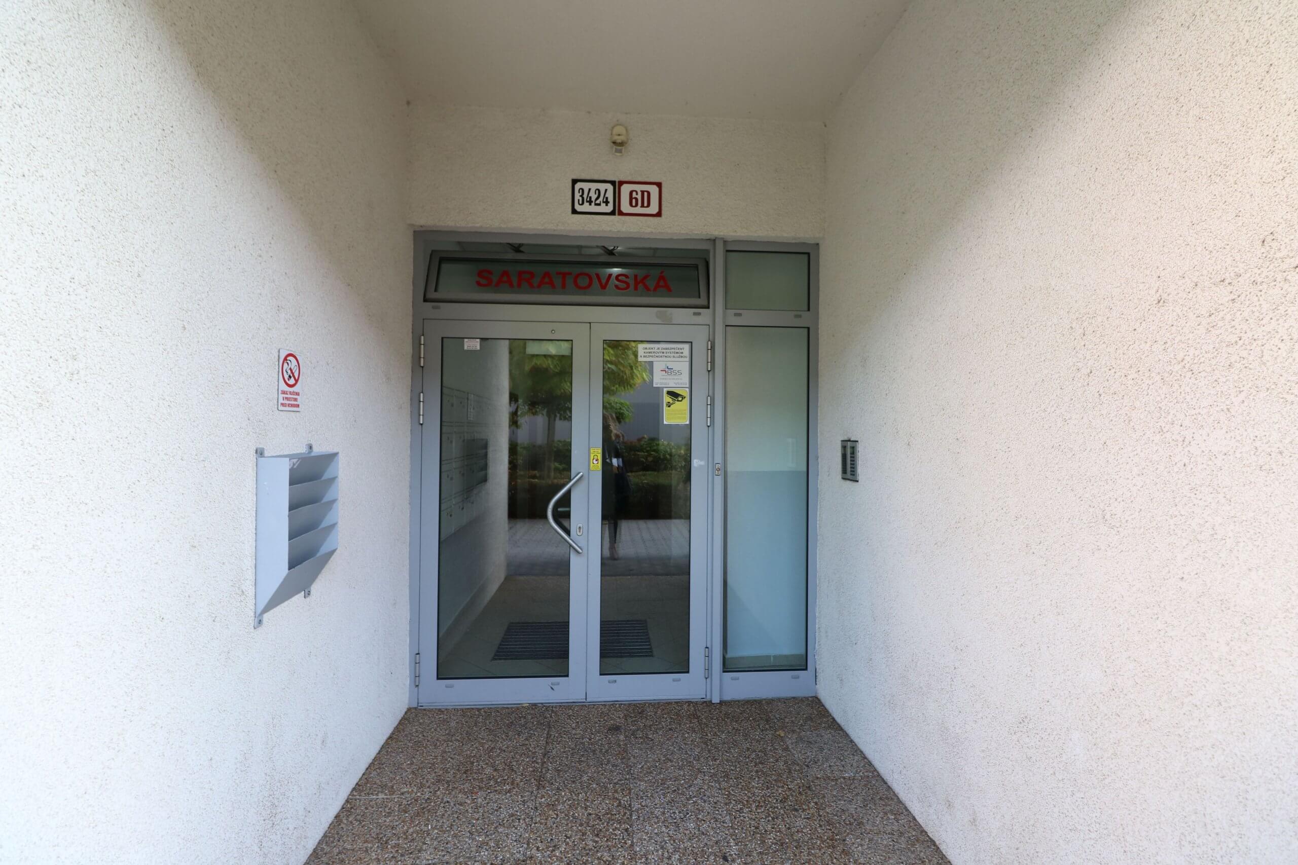 3-izbový byt  kompletne zariadený, 110m2, Saratovská, Bratislava – Dúbravka-9