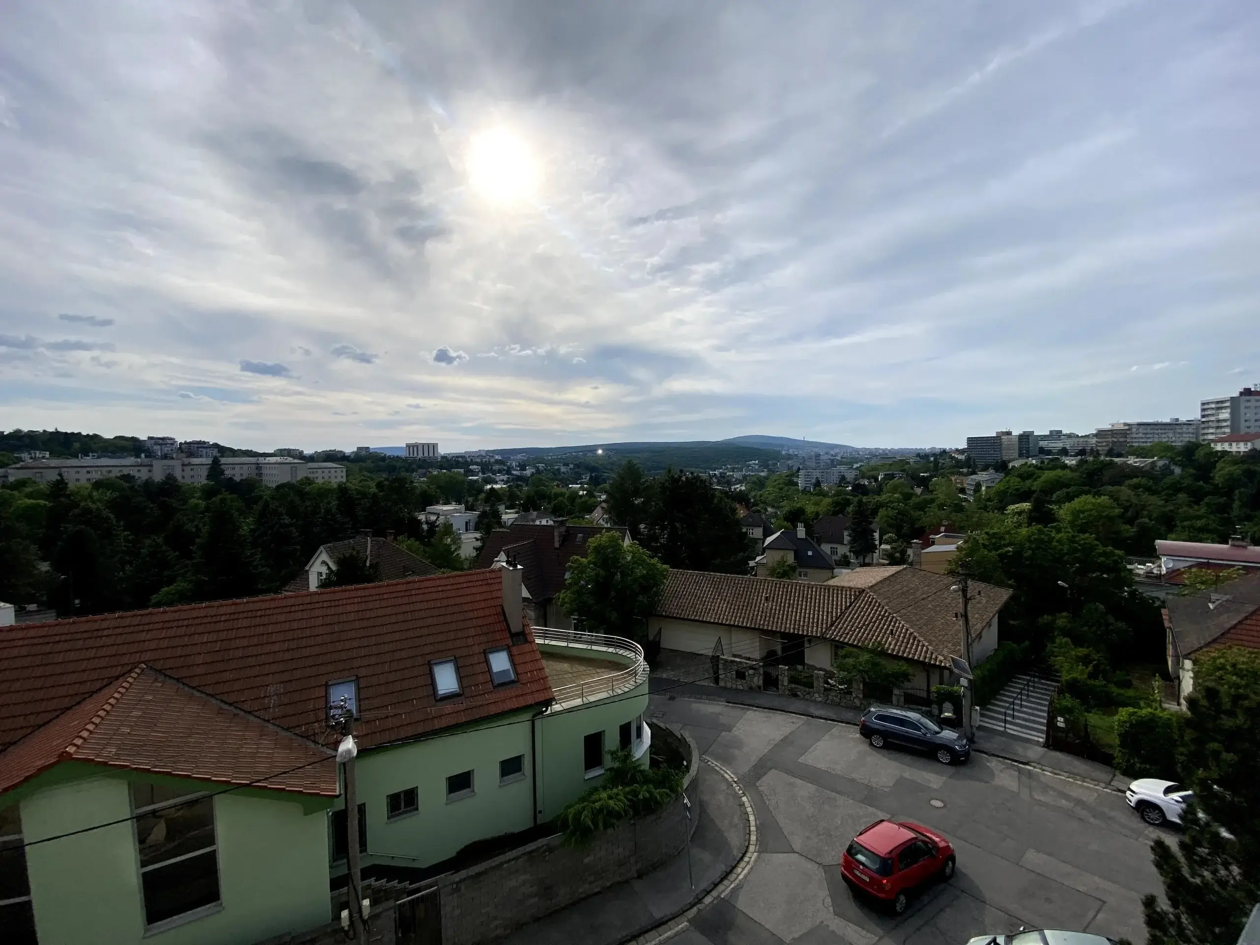 3-izbový byt s terasou po kompletnej rekonštrukcii, úžitková 98 m², Tajovského 1, Bratislava – Staré Mesto-6