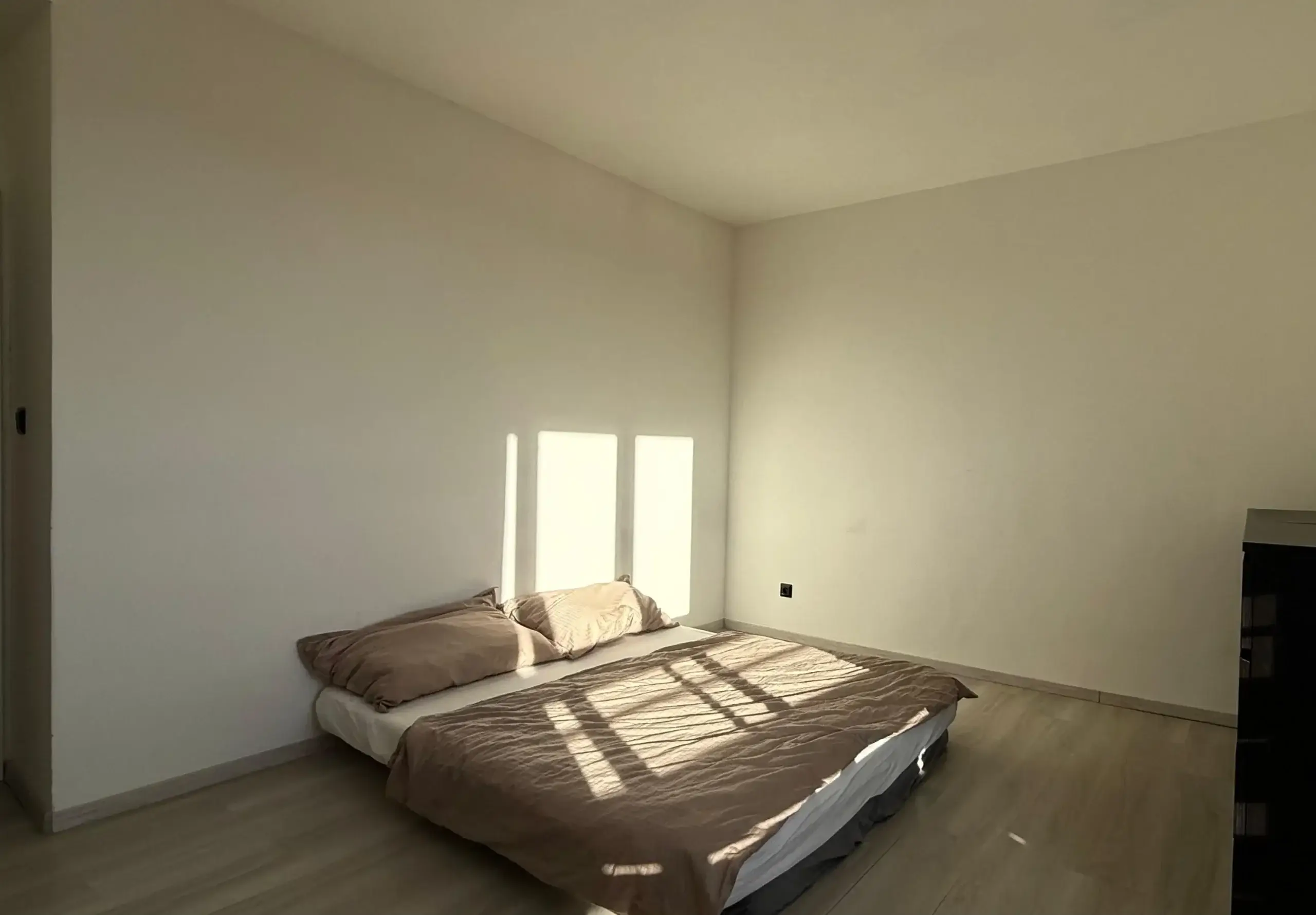 3-izbový byt s terasou po kompletnej rekonštrukcii, úžitková 98 m², Tajovského 1, Bratislava – Staré Mesto-12