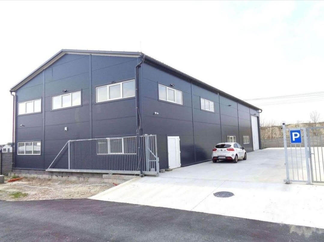 Hala polyfunkčná na prenájom, Stupava, úžitková 504m2, pozemok 909m2, Skolaudovaná, parkovanie, Novostavba, Administratíva, sklad, logistika-0