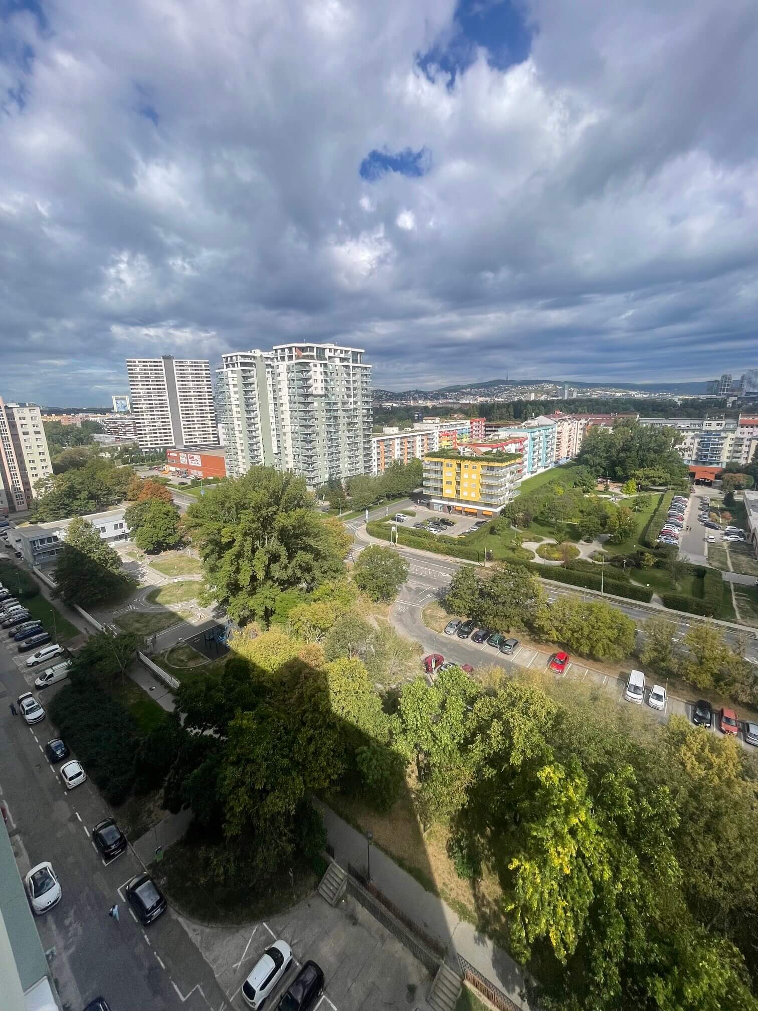 2 Garzónka, úžitková 44m2, 2 balkóny 10,20m2, Mlynarovičová, Pri červenej pošte, Trhovisku, Petržalka, Bratislava-33