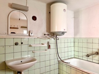 Dvojpodlažný 5 izbový Rodinný dom, úžitková plocha 120m2, pozemok 610m2, Liptovské Revúce-18