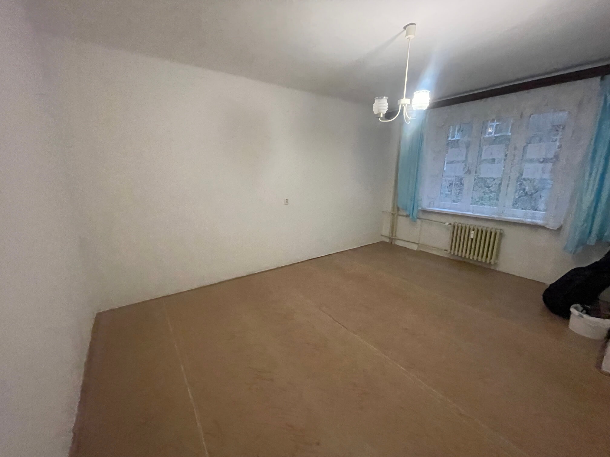 Prízemný 1,5 IZBOVÝ TEHLOVÝ BYT 45 m² + PIVNICA 13 m², PREDZÁHRADKA, BARTOŠKOVÁ, BRATISLAVA NOVÉ MESTO-8
