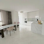 Luxusný Penthouse, 3 izbový, úžitková 117,29m2, garážové státie, loggia, balkón-5
