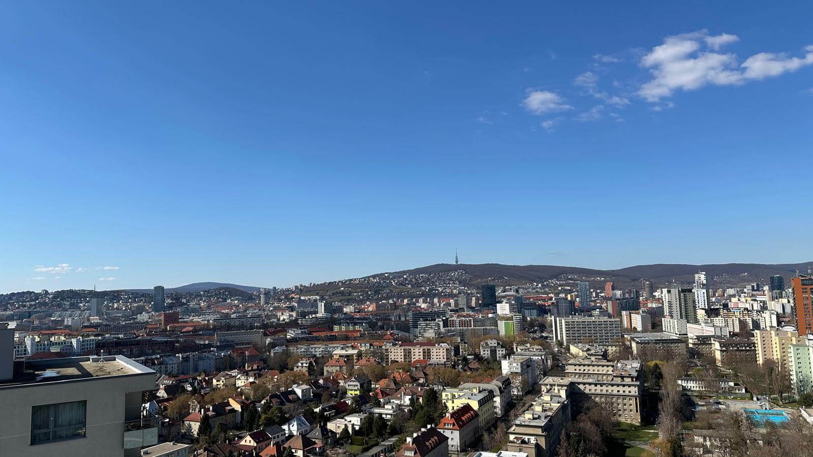 Luxusný Penthouse, 3 izbový, úžitková 117,29m2, garážové státie, loggia, balkón-17